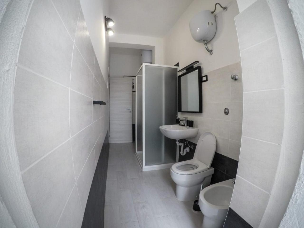 Black&White Guest House Iglesias Extérieur photo
